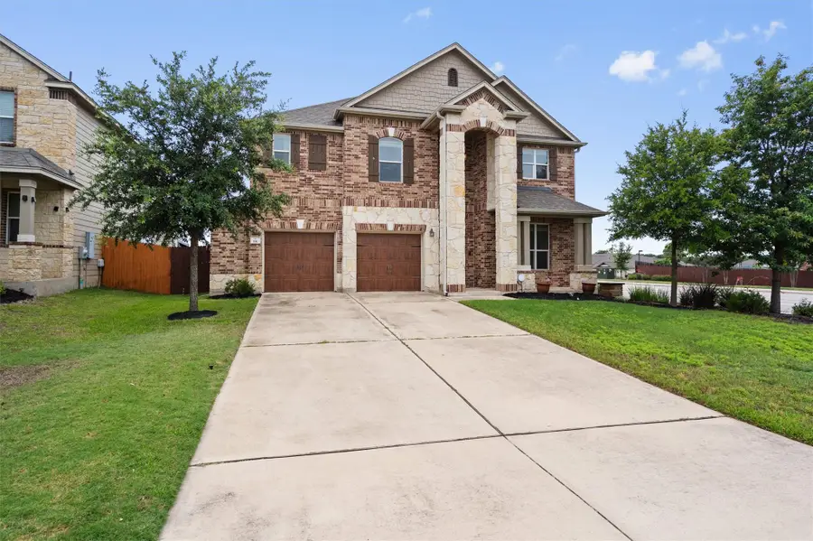 181 Fender Dr, Kyle, TX 78640 - #2