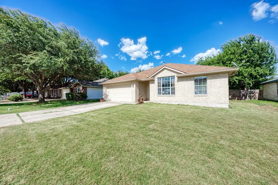 104 Edison Dr, Hutto, TX 78634 - #3