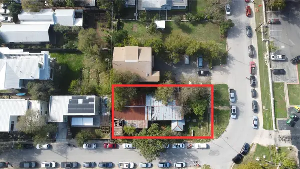 1011 E 16th St, Austin, TX 78702