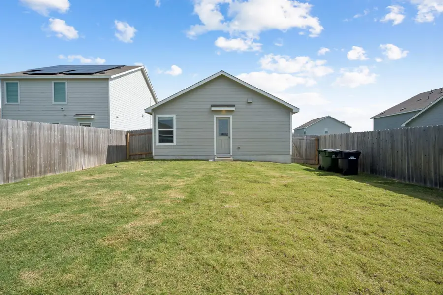 505 Sergeant Murphy Rd, Jarrell, TX 76537 - #2