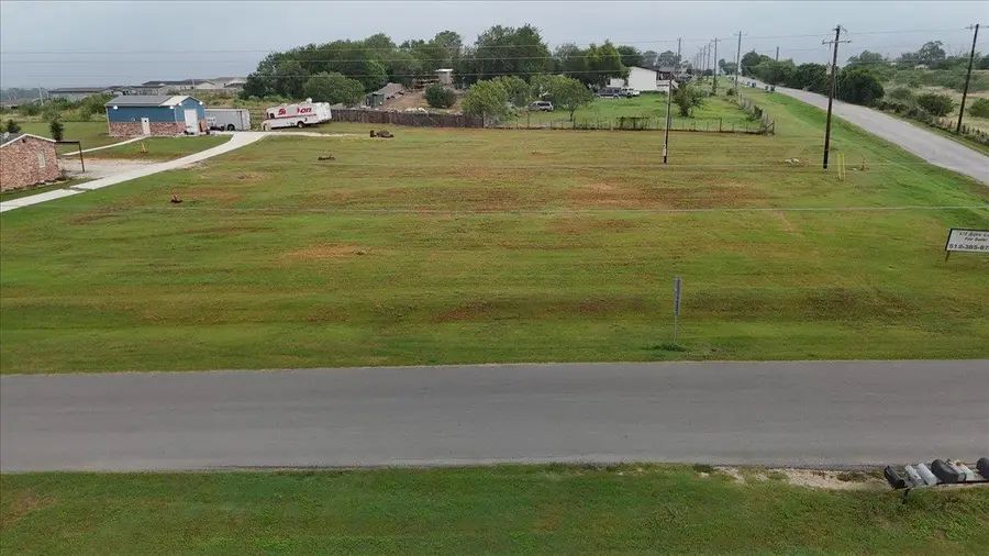 2 S Plum Creek Rd, Kyle, TX 78640 - #2