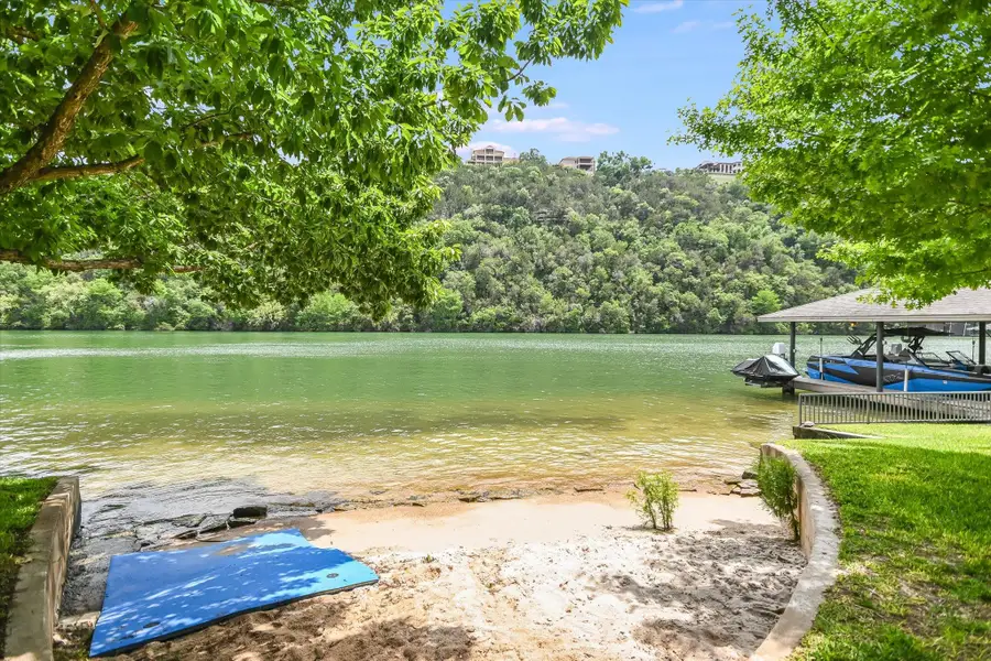 2305 Manana St, Austin, TX 78730 - Image #2