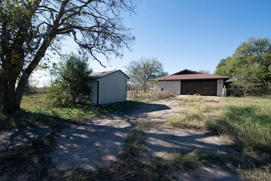 5307 Gregg Ln, Manor, TX 78653 - Image #2