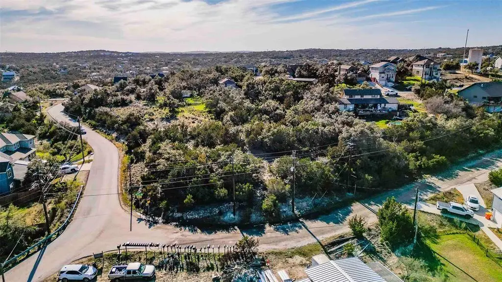 10722 Lake Park Dr, Dripping Springs, TX 78620 - #1