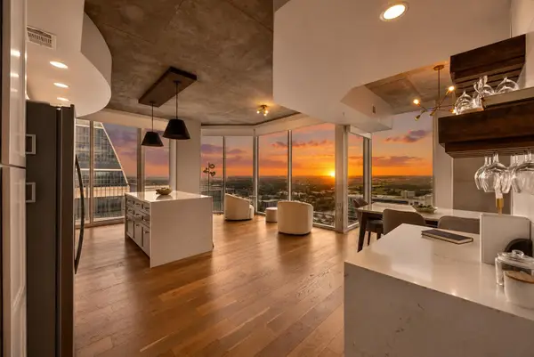 360 Nueces St #3702, Austin, TX 78701