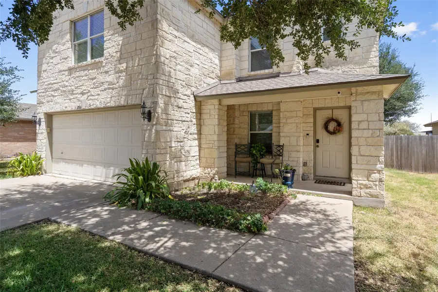 4010 Kings Canyon Dr, Taylor, TX 76574 - #2
