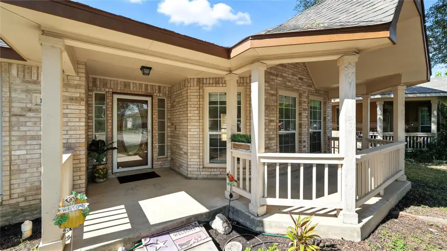 1742 Joy Spg, New Braunfels, TX 78130 - #3