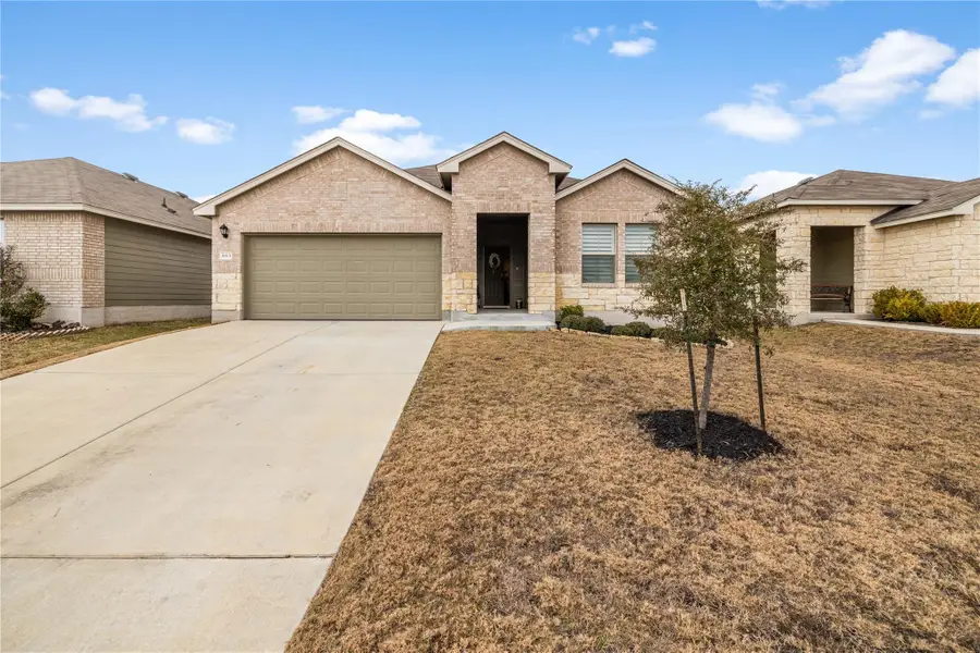 583 Taggart Trl, Jarrell, TX 76537 - Image #3