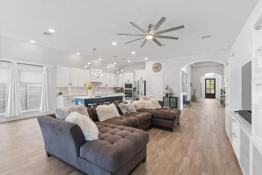 1101 Round Mountain Pass, Georgetown, TX 78628 - #2