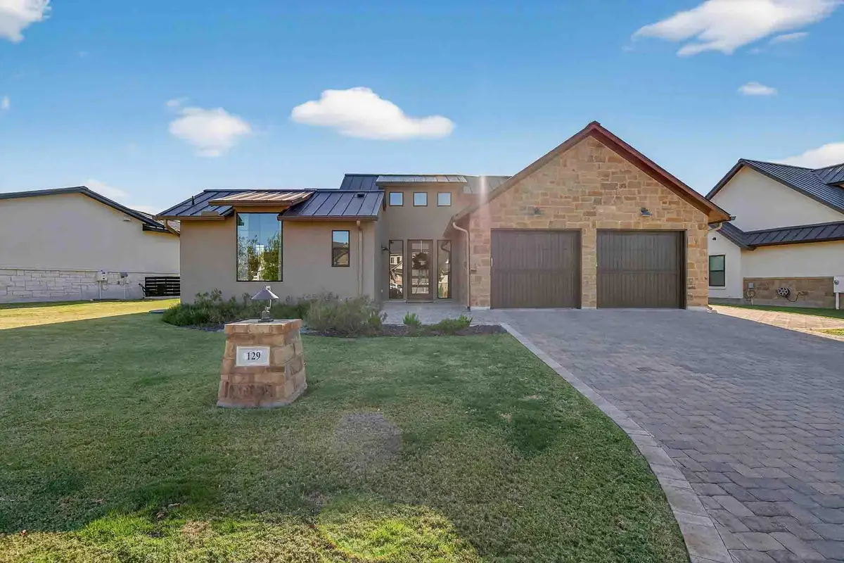 129 Azalea Loop, Horseshoe Bay, TX 78657 - Image #1