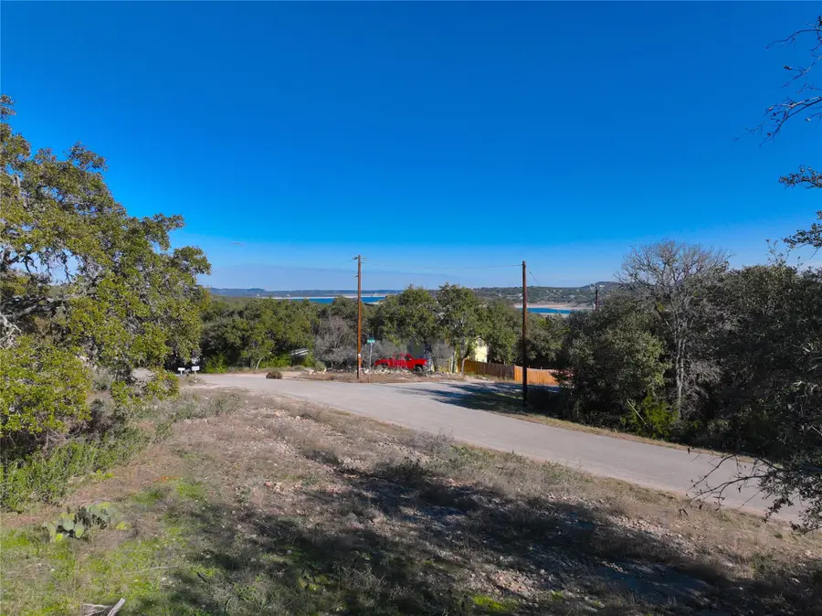 629 Hillclimb, Canyon Lake, TX 78133 - Image #2