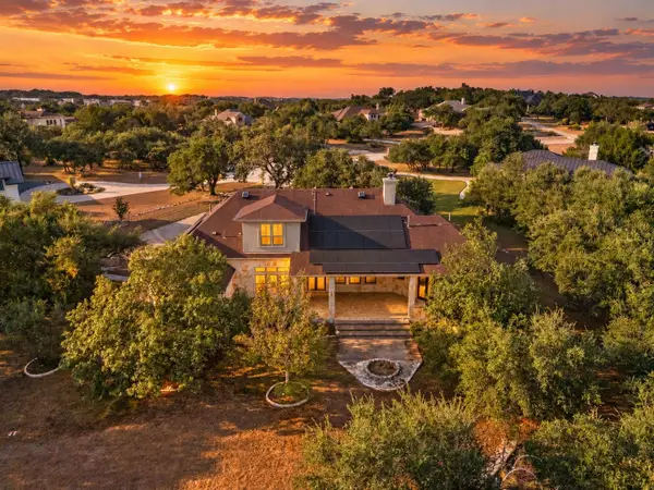 275 Lonely Pine Cv, Driftwood, TX 78619