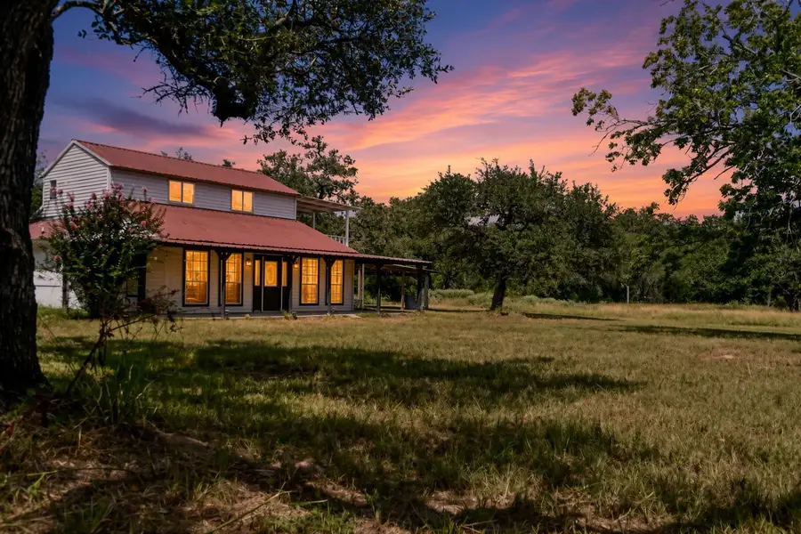 1097 White Loop Rd, Columbus, TX 78934 - #2