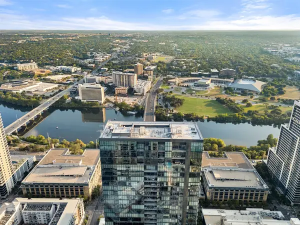 210 Lavaca St #2505, Austin, TX 78701