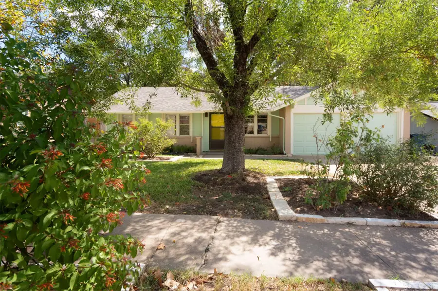 9801 Ochiltree Dr, Austin, TX 78753 - Image #2