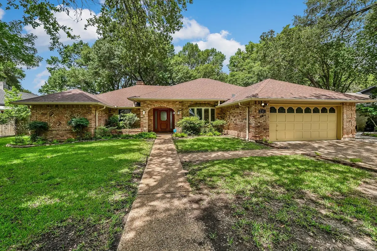 2505 Royal Lytham Dr, Austin, TX 78747 - #1