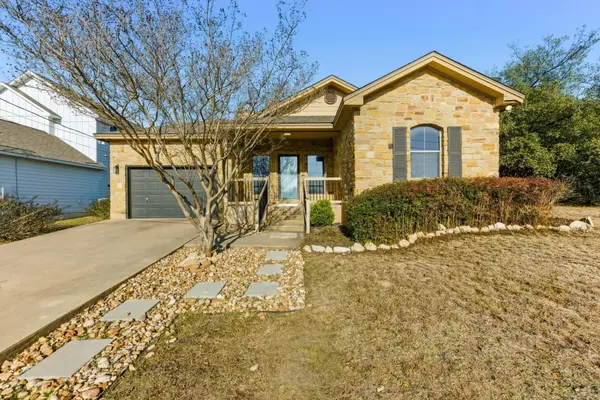 17522 Village Dr, Dripping Springs, TX 78620