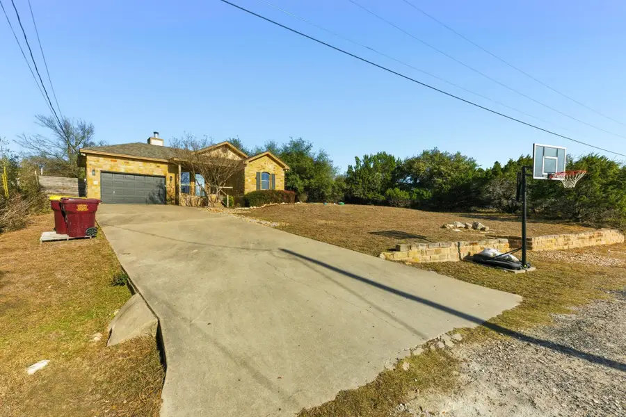 17522 Village Dr, Dripping Springs, TX 78620 - Image #3