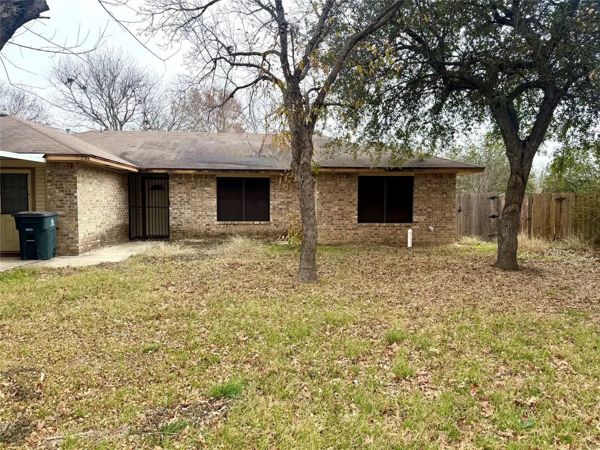 25 Salado Dr, New Braunfels, TX 78130 - #1