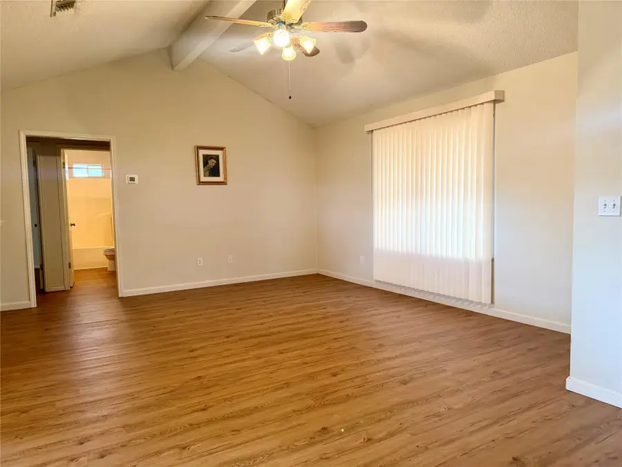 25 Salado Dr, New Braunfels, TX 78130 - #2