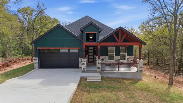 157 E Keanahalululu Ln, Bastrop, TX 78602