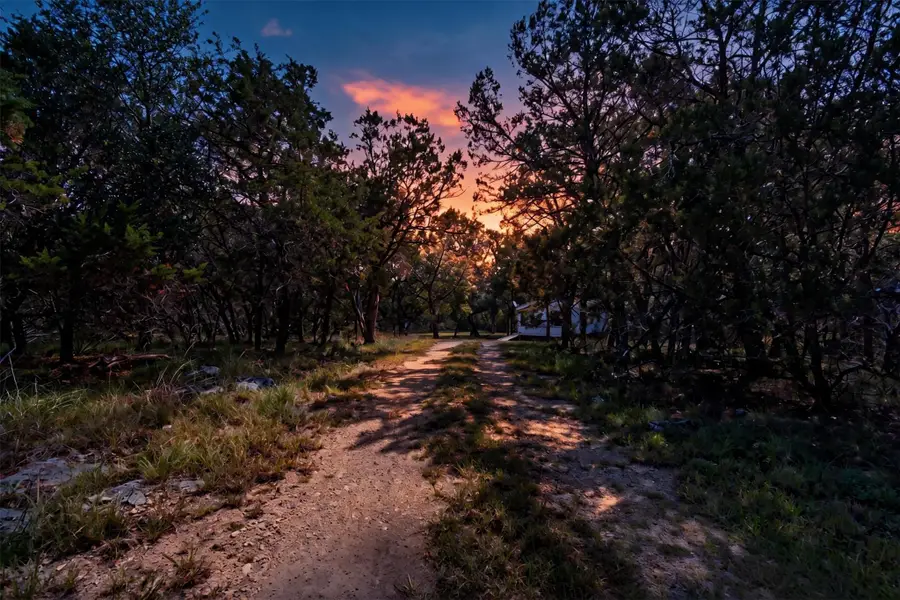 1400 Valley View Rd, Wimberley, TX 78676 - #3