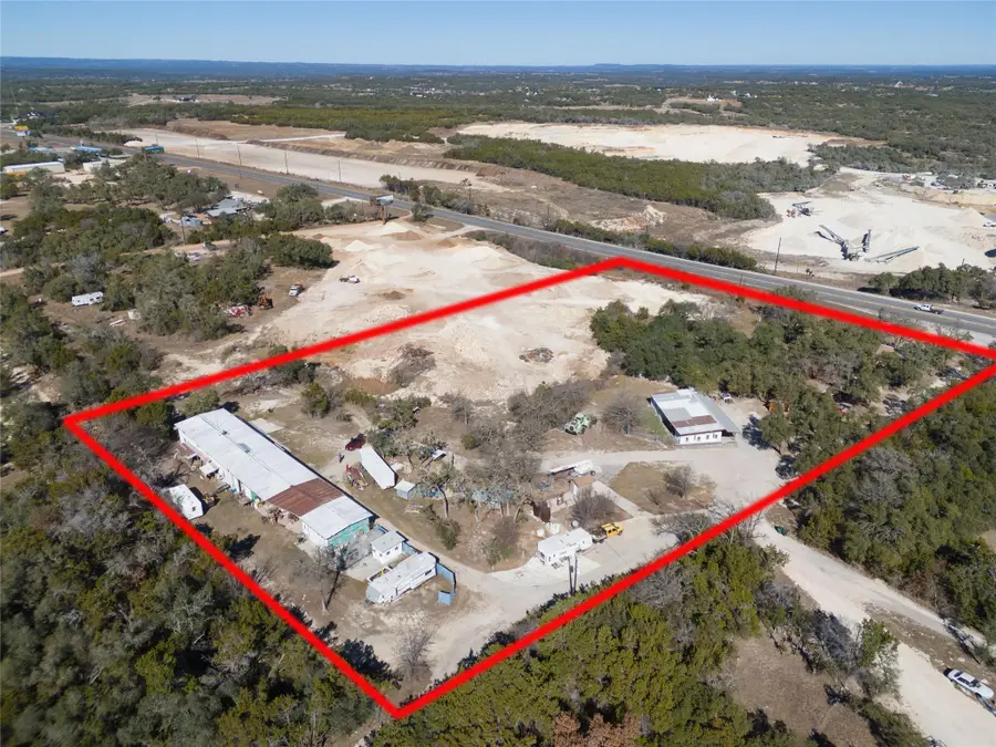 196 Southern Dr, Johnson City, TX 78636 - #3