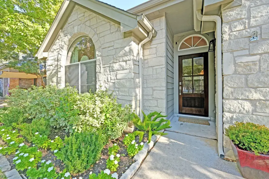 5400 Painted Shield Dr, Austin, TX 78735 - Image #2