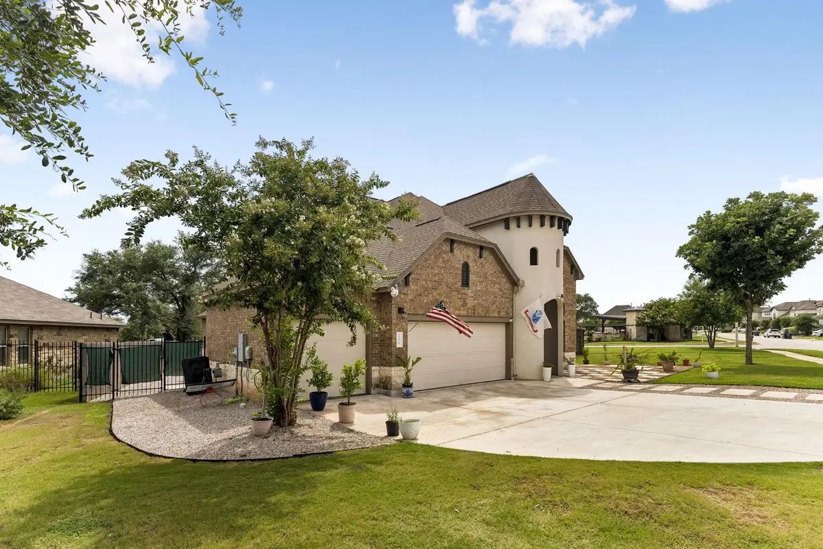 106 Groesbeck Ln, Leander, TX 78641 - #1