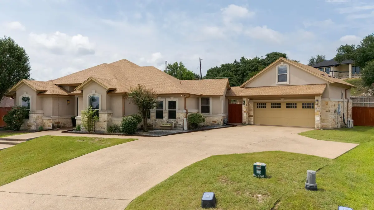 1135 Redleaf Dr, Nolanville, TX 76559 - Image #1
