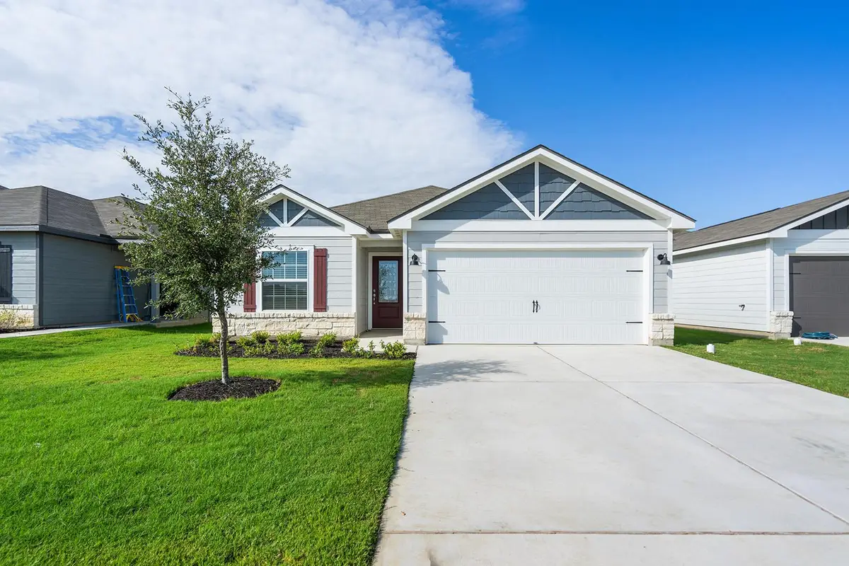 245 W Luna Blue Ln, Jarrell, TX 76537 - #1