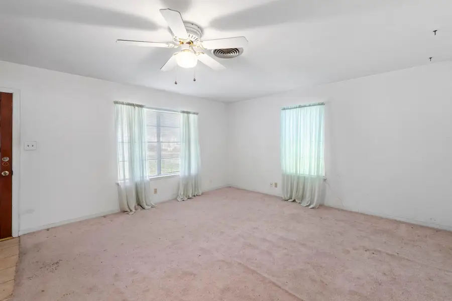 1207 Dwyce Dr, Austin, TX 78757 - #3