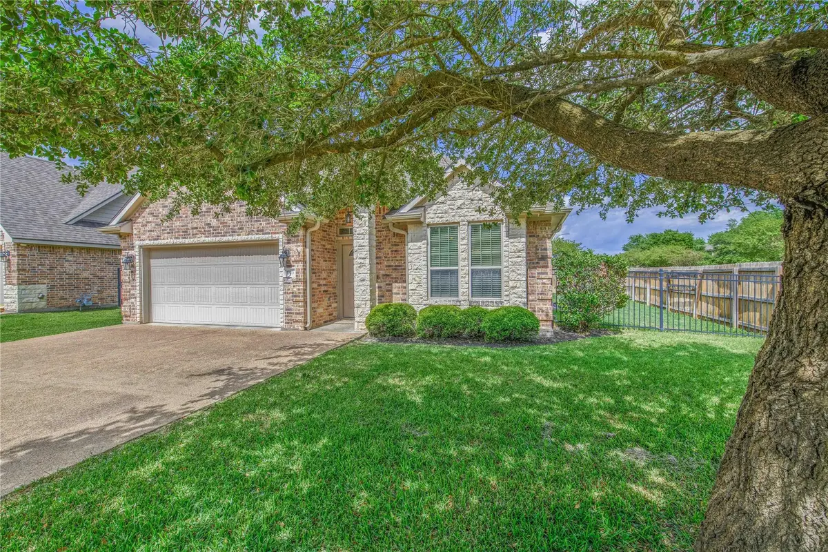 1723 Creekside Cir, College Station, TX 77845 - #1