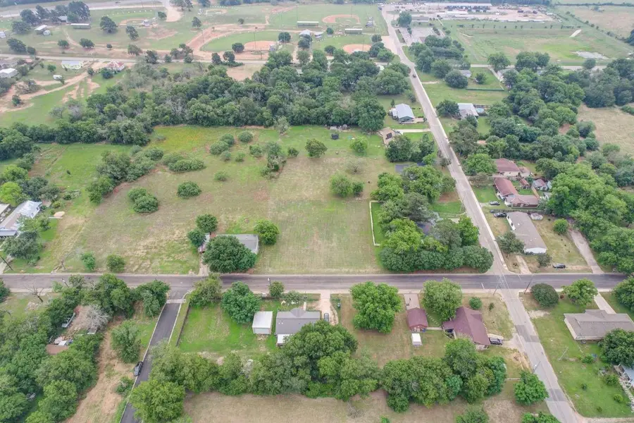 2105 Pecan St, Bastrop, TX 78602 - #3
