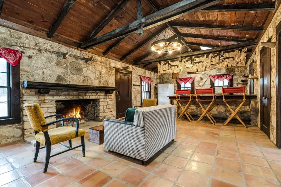 700 Cypress Creek Ln, Wimberley, TX 78676 - Image #3