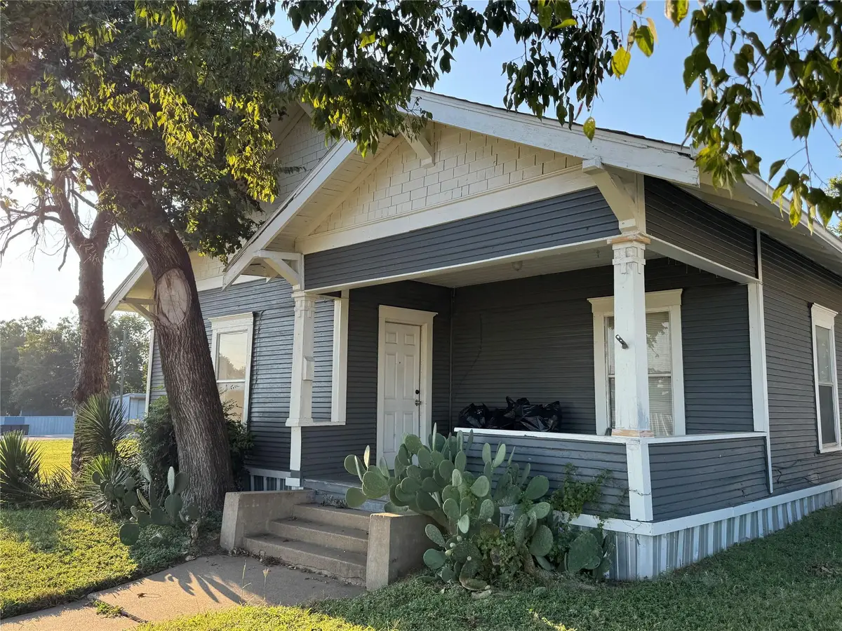 204 W Westhill Dr W #204, Cleburne, TX 76033 - #1