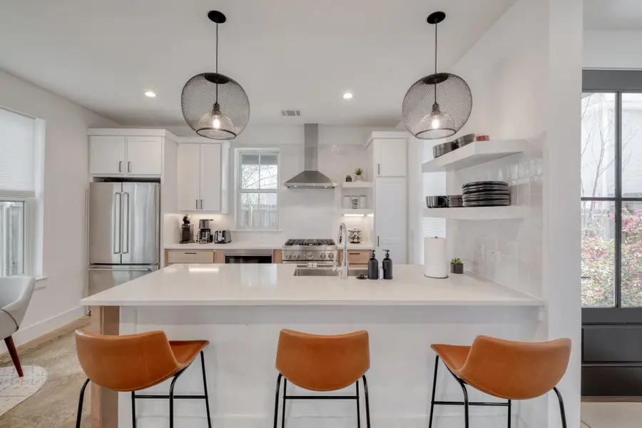 5406 Downs Dr #2, Austin, TX 78721 - #2