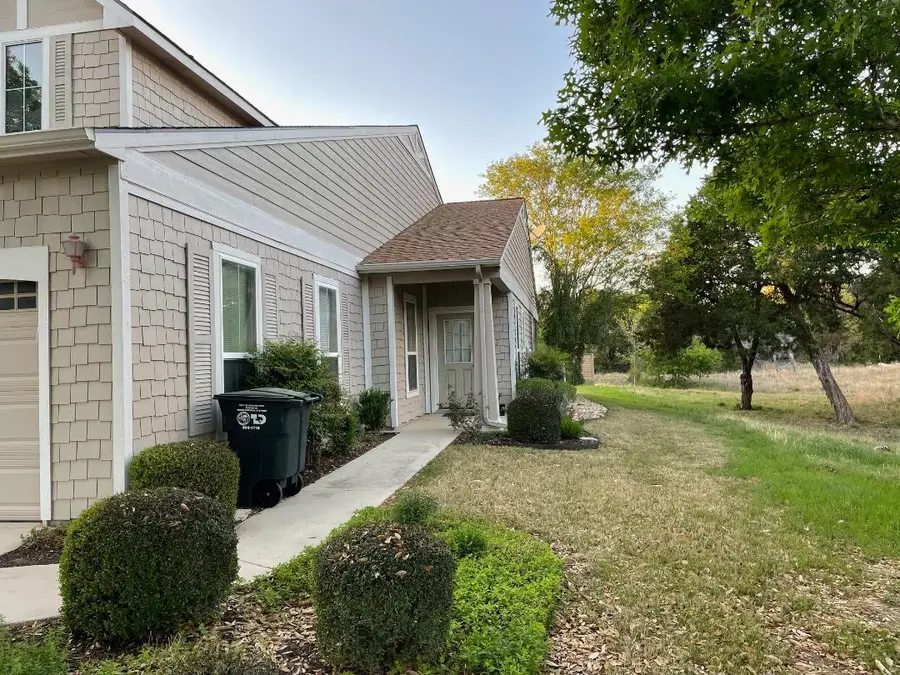 319 Essex Ln, Georgetown, TX 78633 - #2