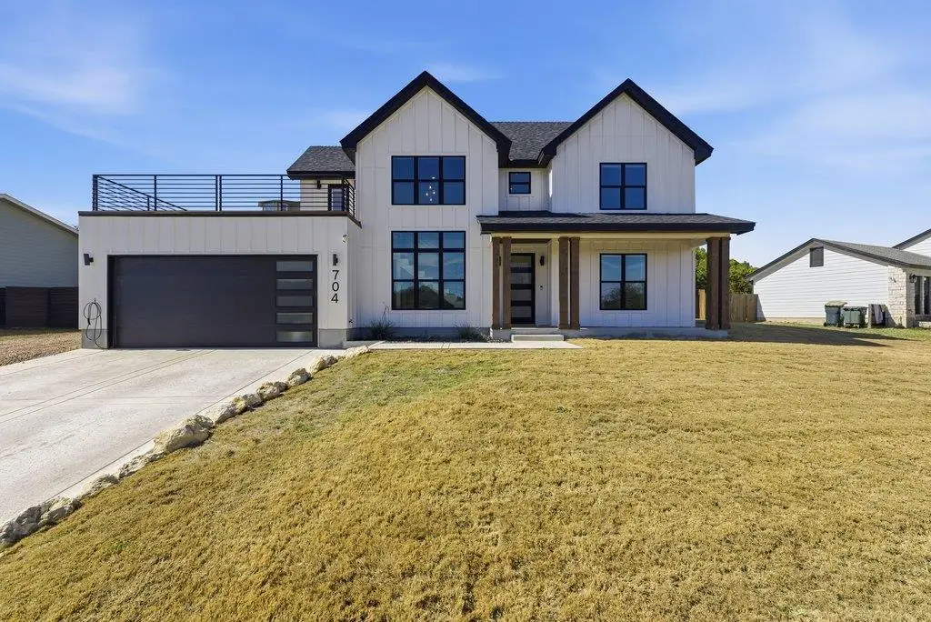 708 Newport Dr, Spicewood, TX 78669 - #1