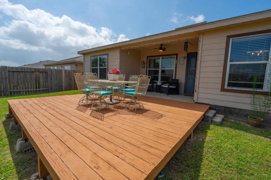 101 Hawkins Ln, Jarrell, TX 76537 - #3