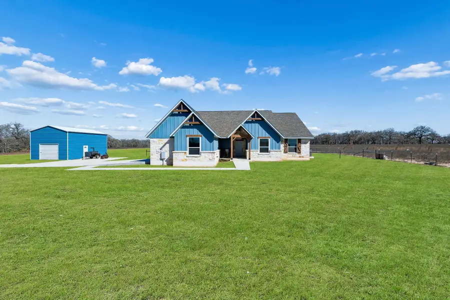 5476 County Road 427, Stockdale, TX 78160 - #2