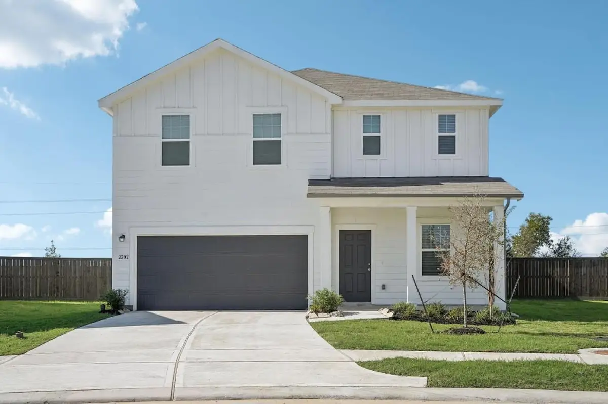 329 Sieders St, Taylor, TX 76574 - #1