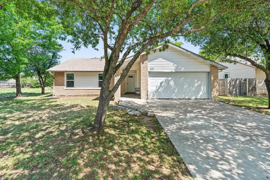 400 E Logan St, Round Rock, TX 78664 - #2