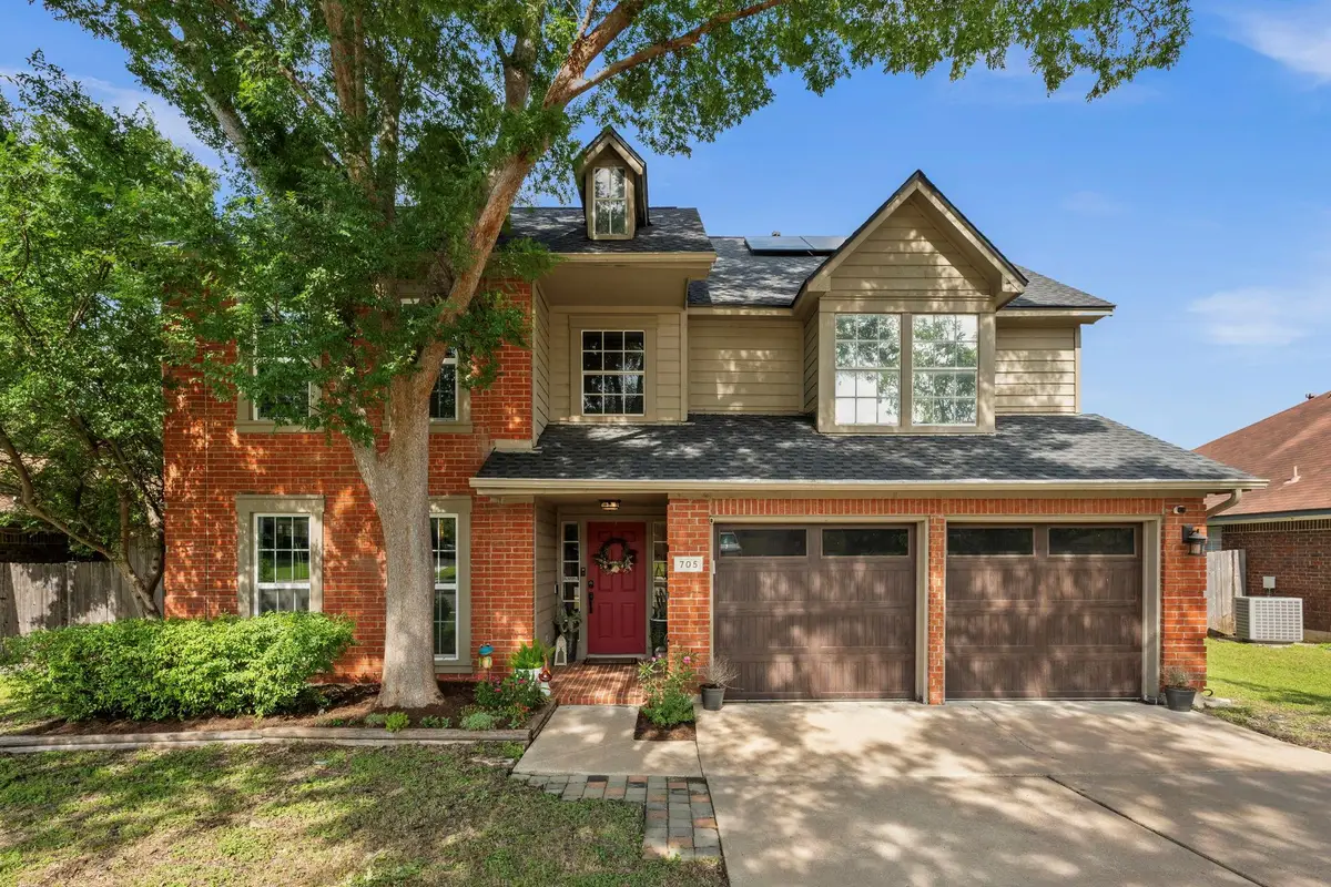 705 Canyon Bend Rd, Pflugerville, TX 78660 - #1