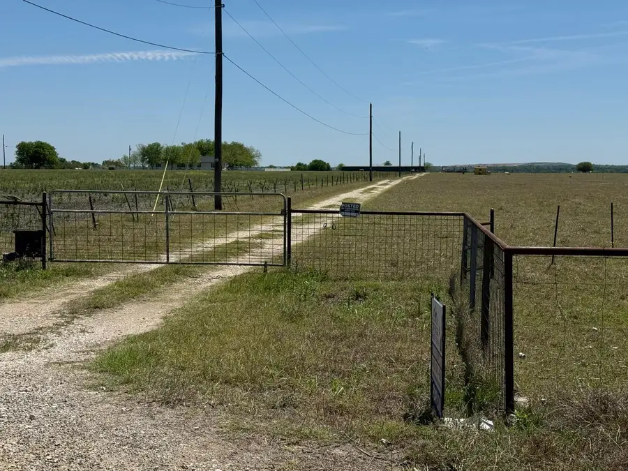 900 County Rd 124, Georgetown, TX 78626 - #3