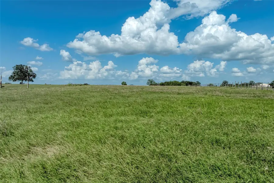 5309 Tenney Creek Rd, Luling, TX 78648 - #2