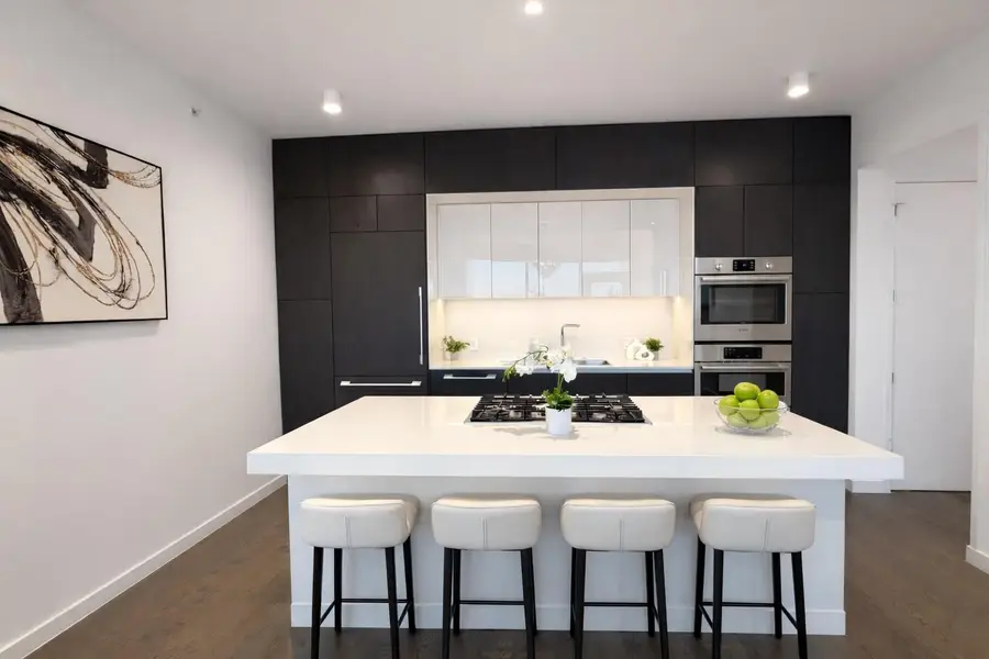 313 W 17th St #2301, Austin, TX 78701 - Image #3