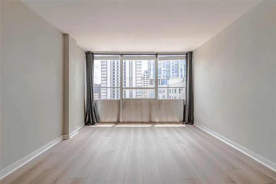 1800 Lavaca St #A705, Austin, TX 78701 - #3