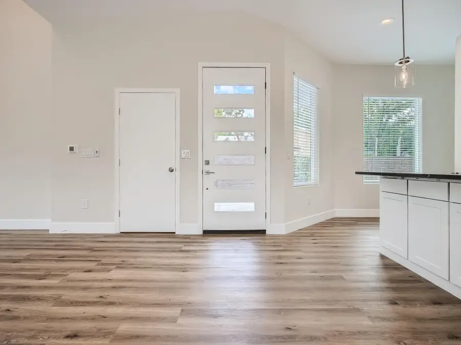 6919 Bethune Ave, Austin, TX 78752 - #3