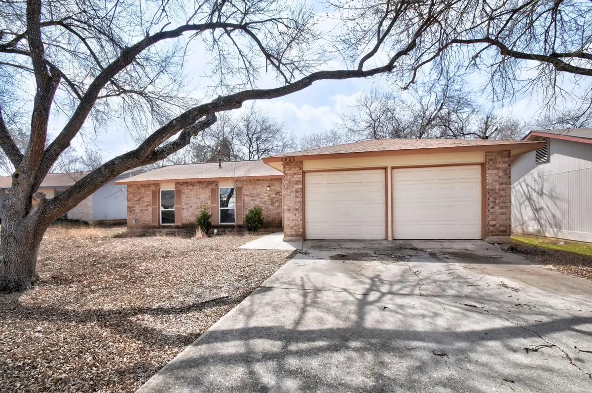 6826 Laguna Norte, San Antonio, TX 78239 - #1